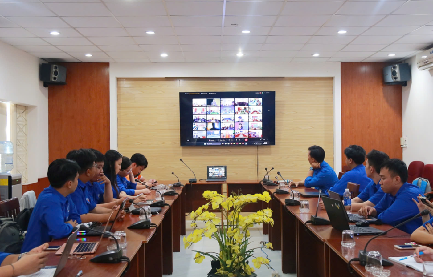 ĐOÀN TRƯỜNG ĐẠI HỌC THỦ DẦU MỘT TRIỂN KHAI KIỂM TRA CHUYÊN ĐỀ SỐ TRONG QUẢN LÝ ĐOÀN VIÊN NĂM HỌC 2025 – 2026